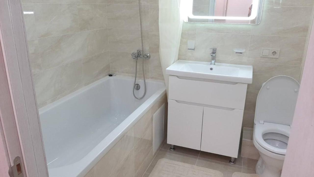 Apartment Kiev Studio With City View Экстерьер фото